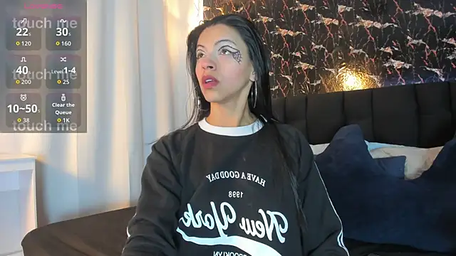 Snapshot of aitana_garcia_ chatting on October 2025 12:12:02 PM aitana garcia online show from October 2025 12:12:02 PM