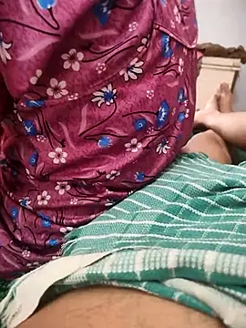 Snapshot of indian_couple4 chatting on June 2026 05:01:02 AM indian couple4 online show from June 2026 05:01:02 AM