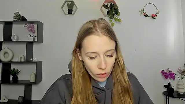 AnnNorriss online show from March 2025 01:53:02 PM