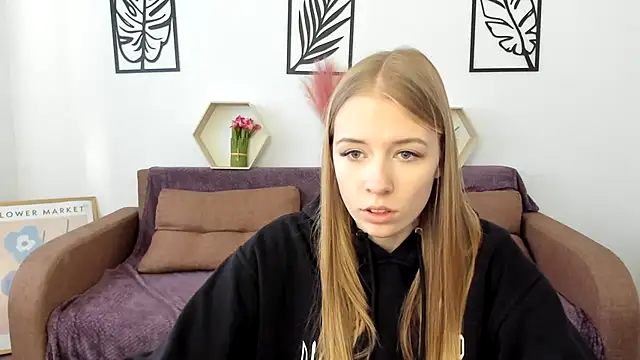 AnnNorriss online show from March 2025 10:44:02 AM