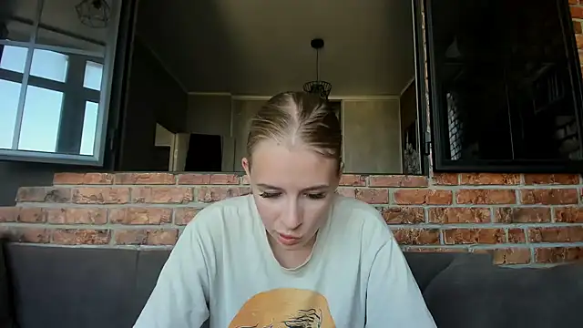 AnnNorriss online show from September 2025 02:16:01 PM