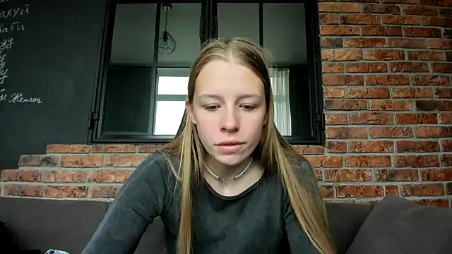 AnnNorriss online show from October 2025 05:16:02 AM