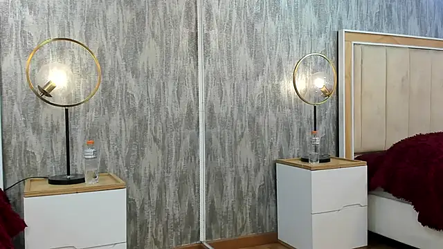 NahomyCarther online show from December 2025 05:13:01 AM