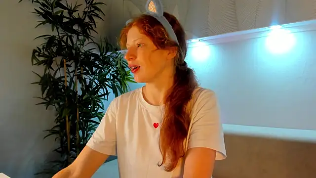 Sandra Wi1son online show from November 2025 01:33:01 AM