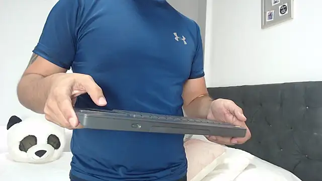 Snapshot of sebastian_colle chatting on March 2025 07:17:01 PM sebastian colle online show from March 2025 07:17:01 PM