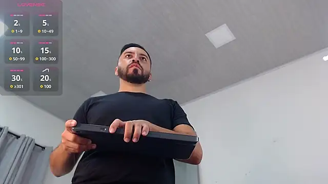 Snapshot of sebastian_colle chatting on March 2025 12:11:01 PM sebastian colle online show from March 2025 12:11:01 PM