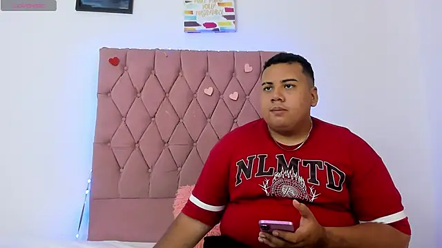 MICHAEL AND SHARON online show from October 2025 04:24:02 AM