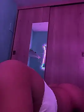 Snapshot of homemtranssaymo chatting on March 2025 01:21:02 AM homemtranssaymo online show from March 2025 01:21:02 AM