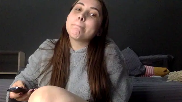 bysinka18 online show from May 2026 06:26:02 PM