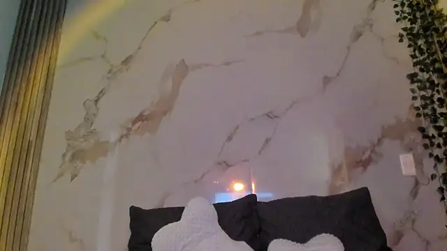 Snapshot of Little_Lau1 chatting on October 2025 07:53:01 PM Little Lau1 online show from October 2025 07:53:01 PM