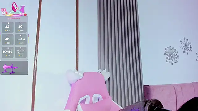 Snapshot of cutie_sarax1 chatting on November 2025 01:43:01 PM cutie sarax1 online show from November 2025 01:43:01 PM