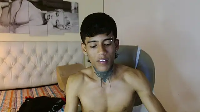 RyanKing19 online show from February 2025 06:59:01 PM