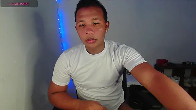 Gooss cum online show from November 2025 03:06:02 AM