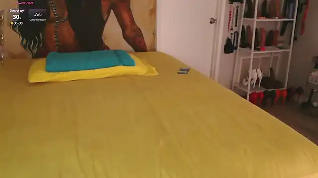 Queenanitadix online show from March 2025 10:37:02 PM