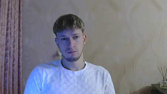 frama666 online show from November 2025 08:54:01 PM