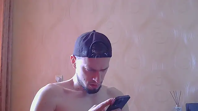 Snapshot of frama666 chatting on July 2026 10:21:02 AM frama666 online show from July 2026 10:21:02 AM