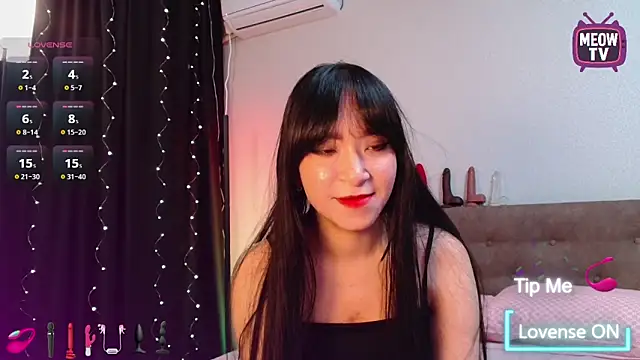 miyakimi0101 online show from October 2025 11:46:02 PM