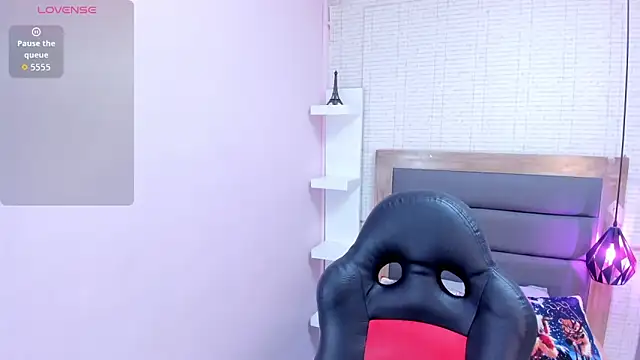 MEGANZARICK online show from December 2025 10:40:01 PM