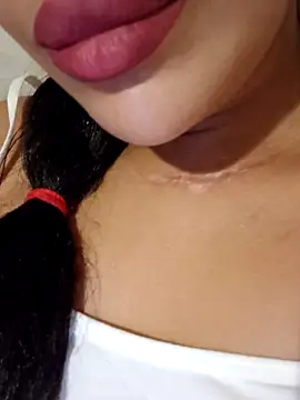 Snapshot of Sexlove1xo chatting on November 2025 02:06:01 PM Sexlove1xo online show from November 2025 02:06:01 PM