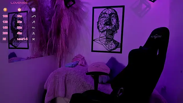 Anniie  Evans online show from March 2025 02:07:02 PM