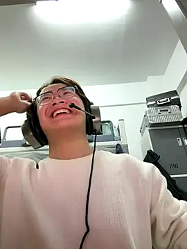 Anson0722 online show from November 2025 03:45:02 PM