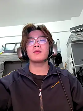 Anson0722 online show from December 2025 07:36:01 AM