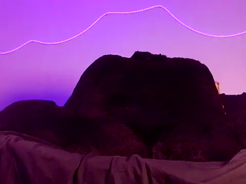 Snapshot of MsBootyBoop chatting on December 2025 09:29:01 AM MsBootyBoop online show from December 2025 09:29:01 AM