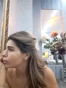 Bella Posh online show from October 2025 04:35:02 AM