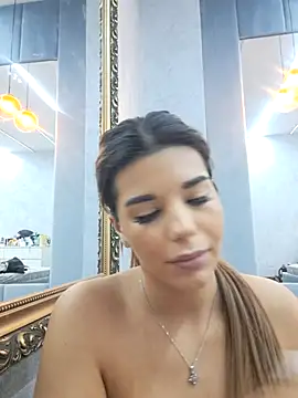 Bella Posh online show from November 2025 05:51:02 AM