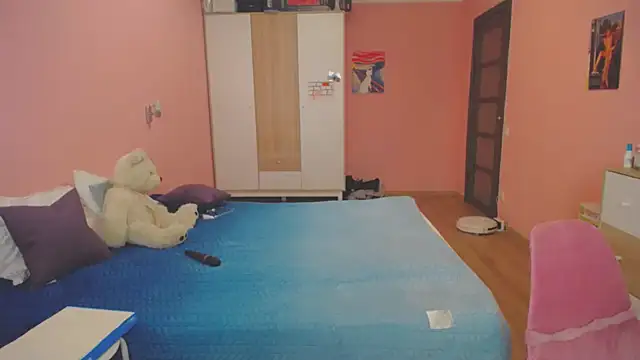 Snapshot of AnnsLove_is chatting on March 2025 04:45:02 PM AnnsLove is online show from March 2025 04:45:02 PM