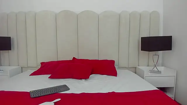 Antonella Smiith  online show from March 2026 03:56:01 PM