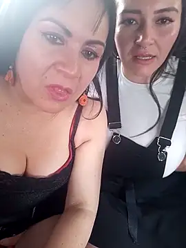 Snapshot of Luna_kitty chatting on March 2025 03:28:02 PM Luna kitty online show from March 2025 03:28:02 PM