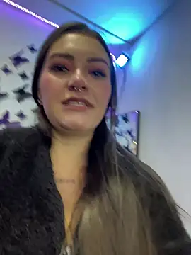 Snapshot of Luna_kitty chatting on November 2025 06:06:02 PM Luna kitty online show from November 2025 06:06:02 PM