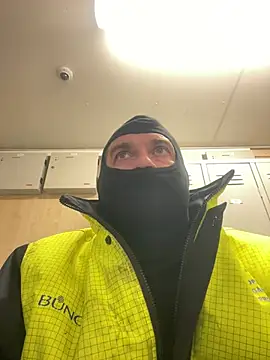 daniel21p online show from March 2026 02:03:01 AM