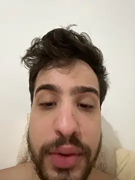 Snapshot of zJaulin chatting on November 2025 11:05:02 AM zJaulin online show from November 2025 11:05:02 AM