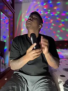 Saipuer31 online show from February 2026 04:42:02 AM