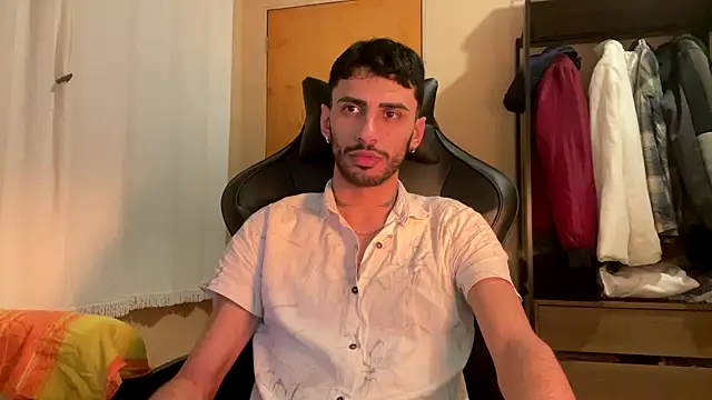 Snapshot of iendriw chatting on September 2025 01:39:02 AM iendriw online show from September 2025 01:39:02 AM