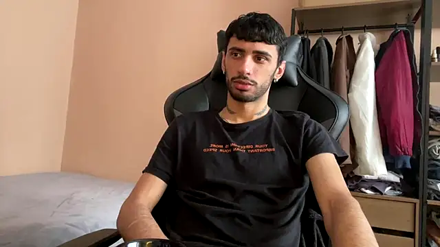 Snapshot of iendriw chatting on October 2025 02:07:01 PM iendriw online show from October 2025 02:07:01 PM