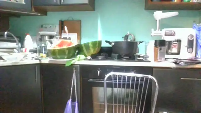 Heidi-Helga online show from September 2025 06:30:02 PM