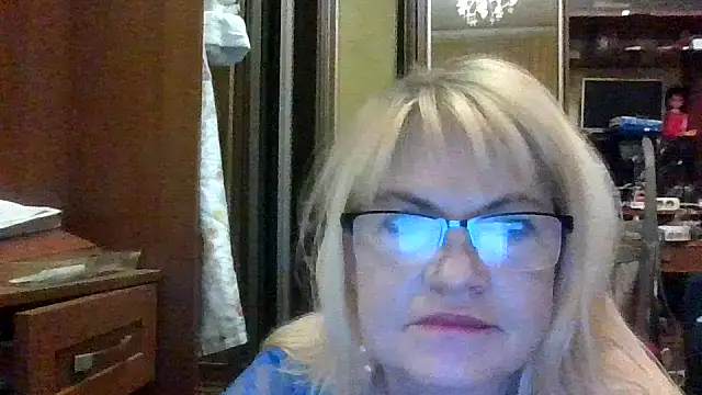 Heidi-Helga online show from September 2025 03:08:02 AM