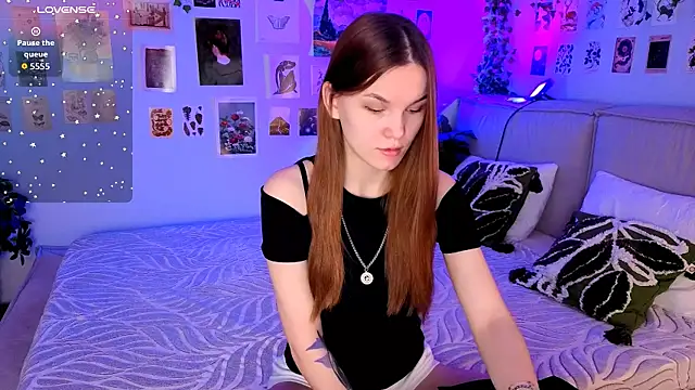 Snapshot of Amber_Rogers chatting on April 2026 05:41:02 AM Amber Rogers online show from April 2026 05:41:02 AM