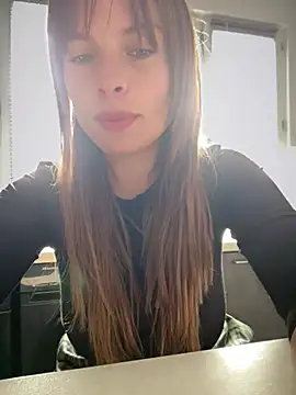 Snapshot of gynna_kimera chatting on May 2026 03:51:02 PM gynna kimera online show from May 2026 03:51:02 PM