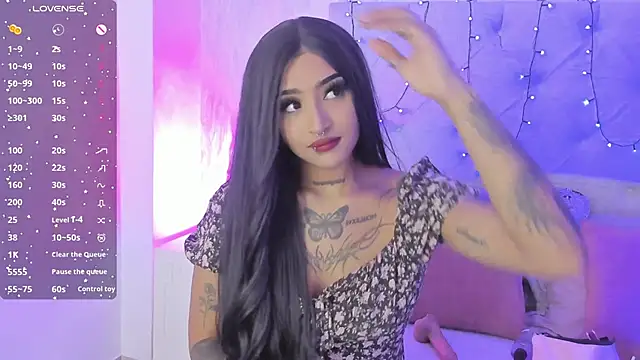 Snapshot of goth_tasha chatting on October 2025 07:04:02 PM goth tasha online show from October 2025 07:04:02 PM