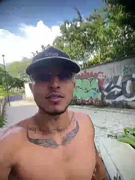 Snapshot of MaxxxSteil chatting on March 2025 08:30:01 PM MaxxxSteil online show from March 2025 08:30:01 PM