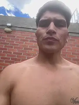 Snapshot of MaxxxSteil chatting on October 2025 04:49:01 PM MaxxxSteil online show from October 2025 04:49:01 PM