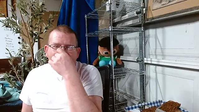 Randomoldguy615 online show from February 2025 01:09:02 AM