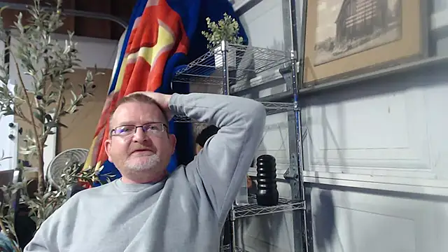 Randomoldguy615 online show from March 2025 03:45:01 AM