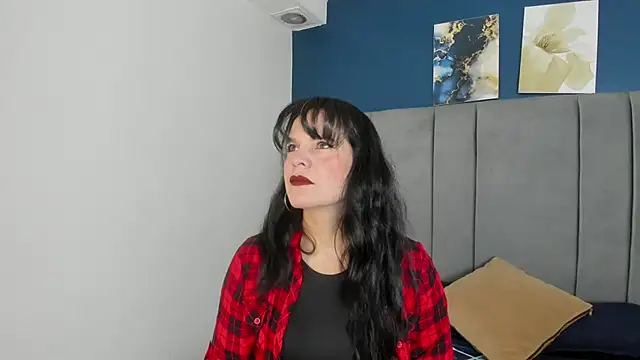 laura hotties online show from September 2025 12:54:01 PM