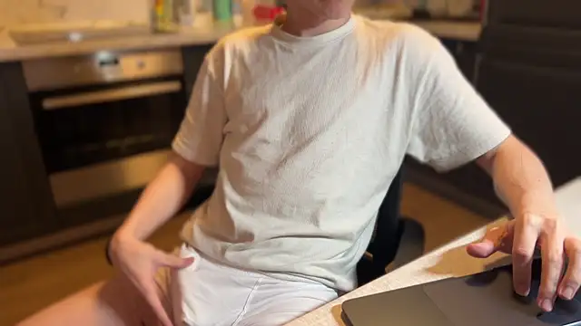 Snapshot of tommy_colson chatting on November 2025 12:50:02 PM tommy colson online show from November 2025 12:50:02 PM