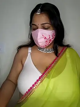 Snapshot of Mazzakiinn chatting on October 2025 04:37:01 AM Mazzakiinn online show from October 2025 04:37:01 AM